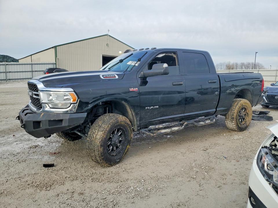 Продажа на аукционе авто 2020 Ram 2500, vin: 3C6UR5CJXLG267291, номер лота: 76916095