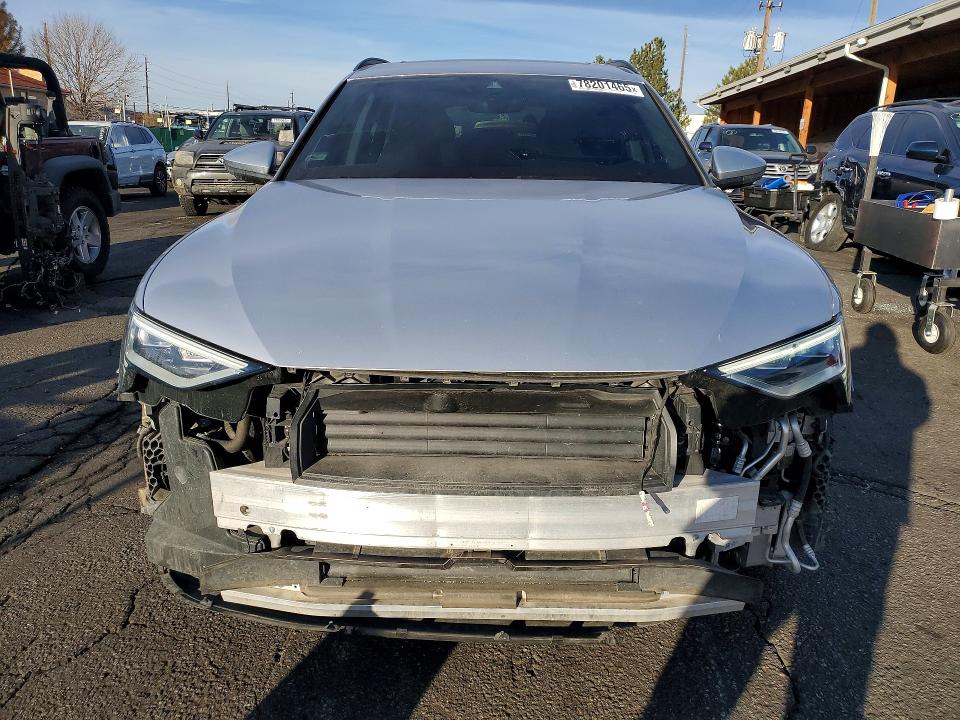 2022 Audi E-tron მანქანა იყიდება აუქციონზე, vin: WA1AAAGE4NB007547, აუქციონის ნომერი: 78201465
