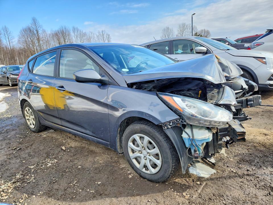 77849805 :رقم المزاد ، KMHCT5AE5CU032947 vin ، 2012 Hyundai Accent Gls مزاد بيع