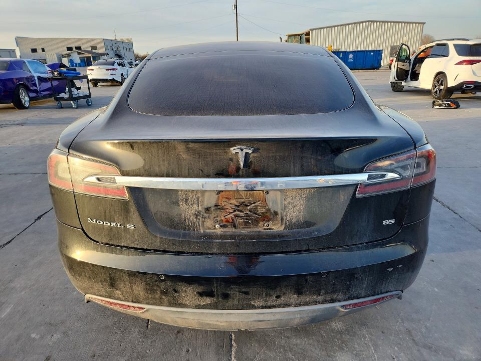 Продажа на аукционе авто 2014 Tesla Model S, vin: 5YJSA1H15EFP52715, номер лота: 78874455