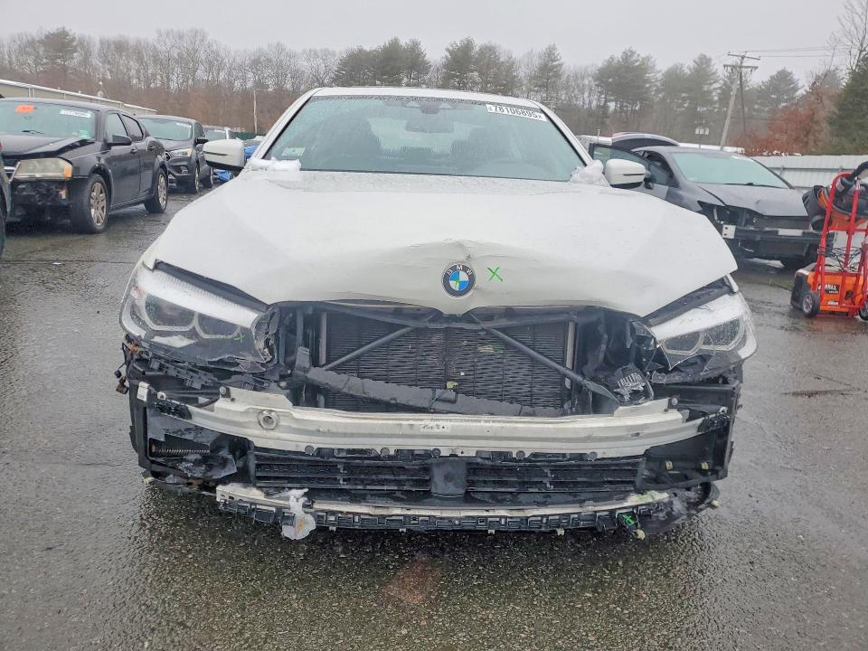 78106895 :رقم المزاد ، WBAJE7C54KWW19901 vin ، 2019 Bmw 540 مزاد بيع