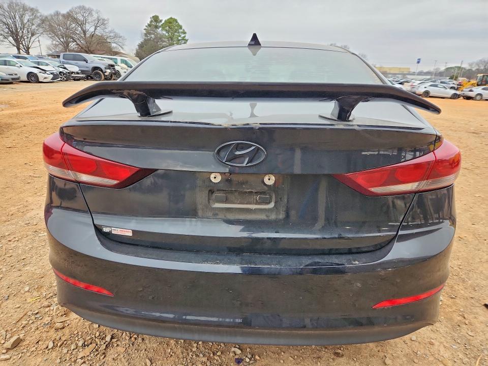 78819985 :رقم المزاد ، KMHD84LFXHU240674 vin ، 2017 Hyundai Elantra مزاد بيع