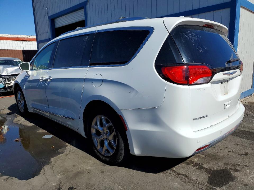 2018 Chrysler Pacifica მანქანა იყიდება აუქციონზე, vin: 2C4RC1GG9JR246012, აუქციონის ნომერი: 77757895