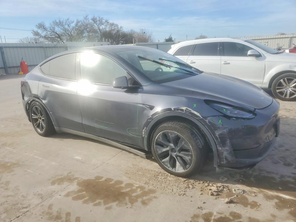 78482095 :رقم المزاد ، 7SAYGDED1RA303997 vin ، 2024 Tesla Model Y مزاد بيع