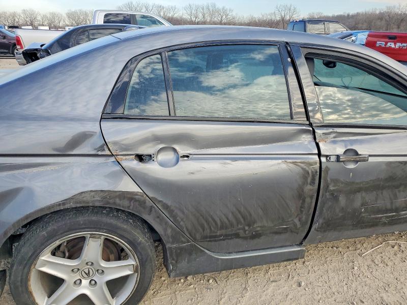 Продажа на аукционе авто 2005 Acura Tl, vin: 19UUA66225A018335, номер лота: 77087685