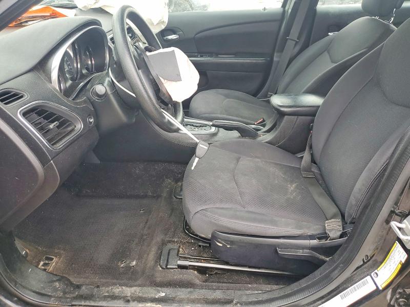 77568975 :رقم المزاد ، 1C3CCBAB0EN122498 vin ، 2014 Chrysler 200 مزاد بيع
