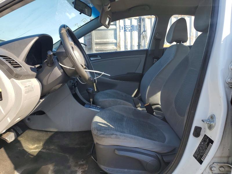 2015 Hyundai Accent მანქანა იყიდება აუქციონზე, vin: KMHCT4AE8FU926892, აუქციონის ნომერი: 76966335