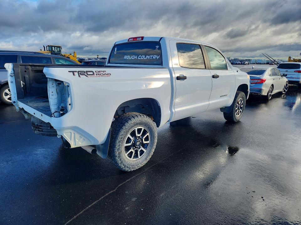 Продажа на аукционе авто 2016 Toyota Tundra, vin: 5TFEM5F19GX107282, номер лота: 77050195