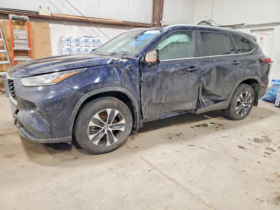 Aukcja sprzedaży 2023 Toyota Highlander, vin: 5TDKDRBH1PS046948, numer aukcji: 76034415