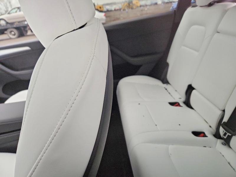 2023 Tesla Model Y მანქანა იყიდება აუქციონზე, vin: 7SAYGDEE0PA199105, აუქციონის ნომერი: 77685065