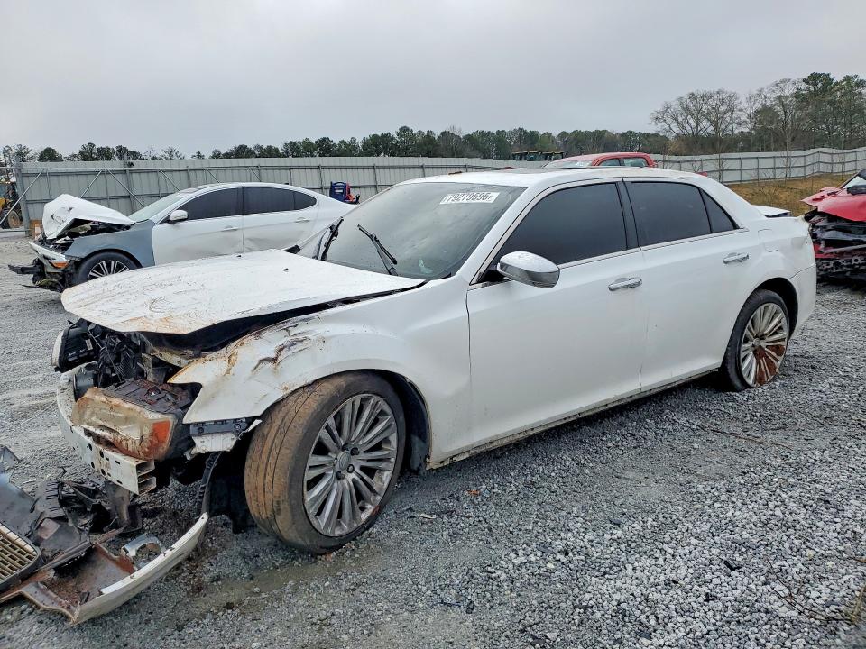 79279595 :رقم المزاد ، 2C3CCAET1DH739915 vin ، 2013 Chrysler 300c مزاد بيع