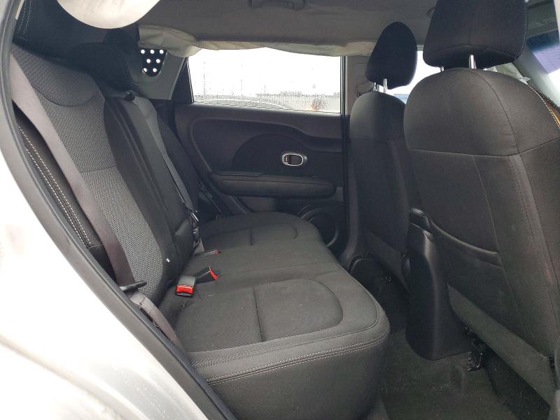 76118525 :رقم المزاد ، KNDJP3A59J7553833 vin ، 2018 Kia Soul مزاد بيع
