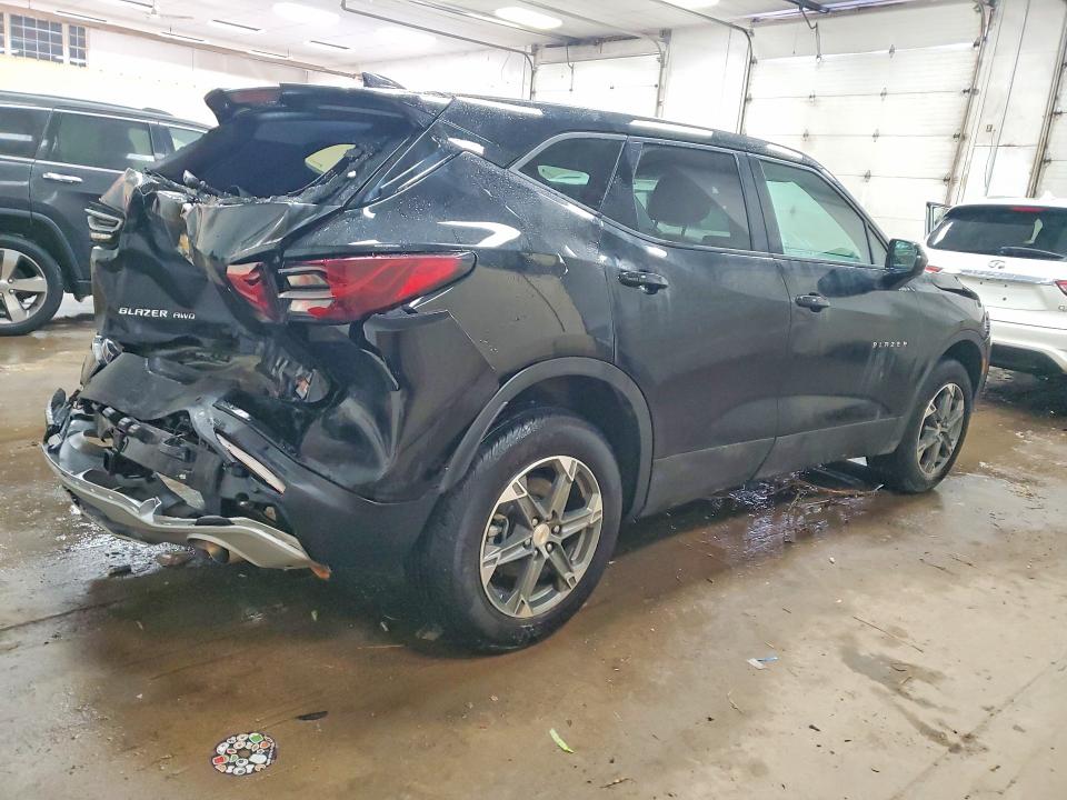 76442165 :رقم المزاد ، 3GNKBHR43SS266008 vin ، 2025 Chevrolet Blazer مزاد بيع