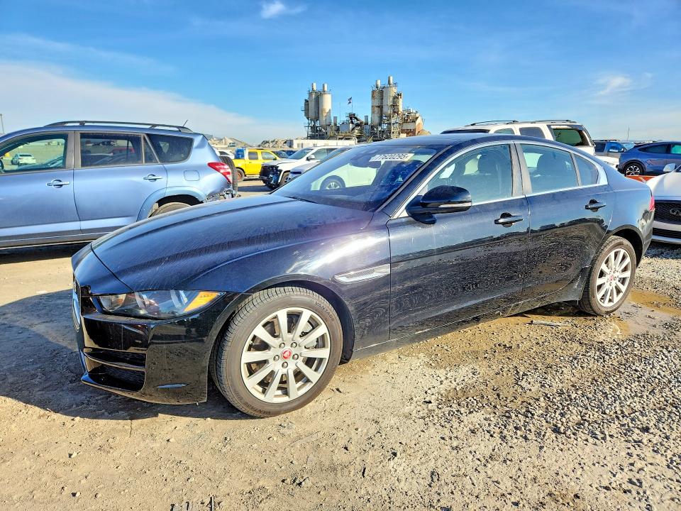 77620295 :رقم المزاد ، SAJAR4FX1KCP49852 vin ، 2019 Jaguar Xe مزاد بيع