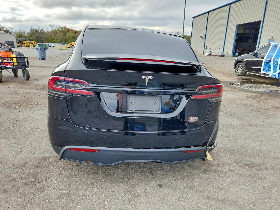 Продажа на аукционе авто 2022 Tesla Model X, vin: 7SAXCBE69NF355386, номер лота: 77649185