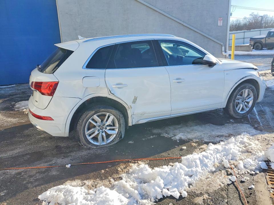 2024 Audi Q5 მანქანა იყიდება აუქციონზე, vin: WA1GAAFY3R2077911, აუქციონის ნომერი: 78513535