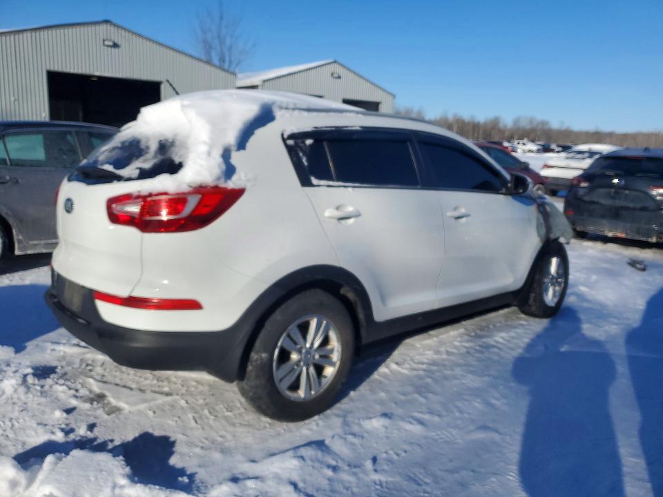 2013 Kia Sportage მანქანა იყიდება აუქციონზე, vin: KNDPB3A26D7508674, აუქციონის ნომერი: 99429785