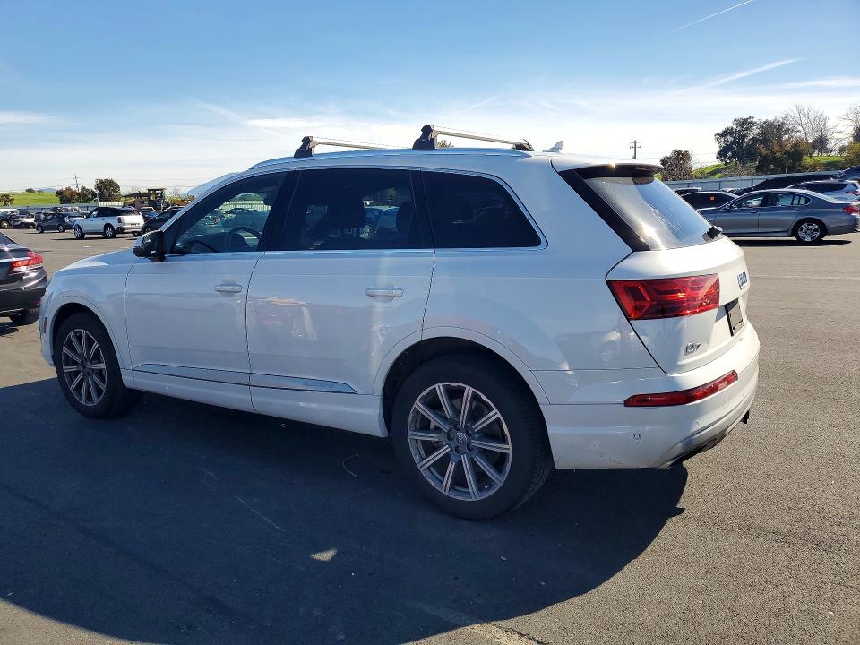Продаж на аукціоні авто 2019 Audi Q7, vin: WA1LAAF76KD020134, номер лоту: 79246365