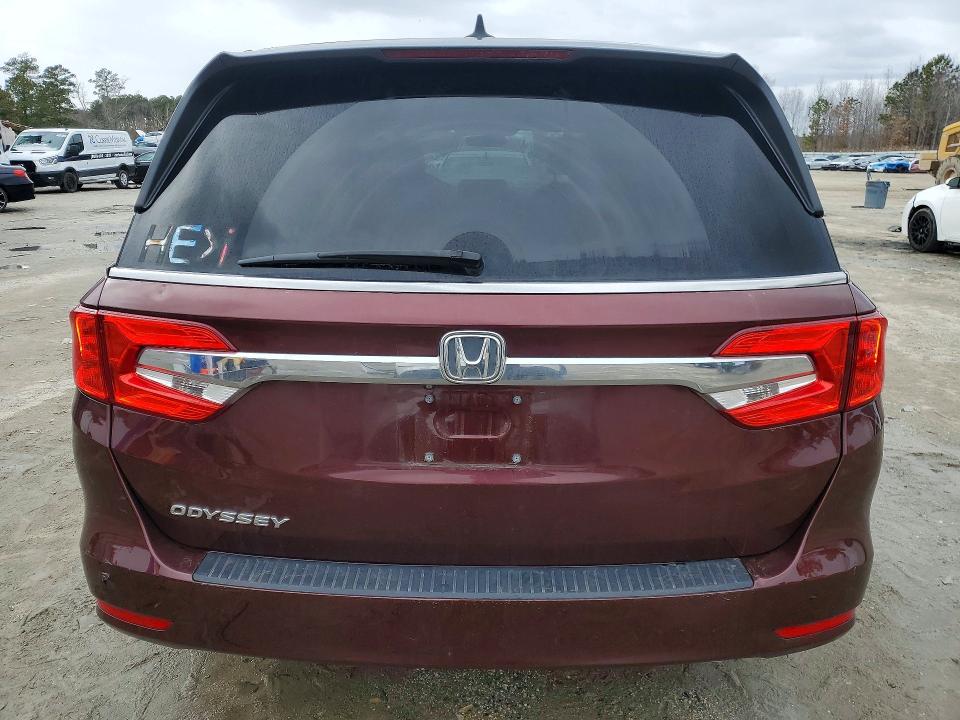 77349775 :رقم المزاد ، 5FNRL6H73JB016599 vin ، 2018 Honda Odyssey مزاد بيع