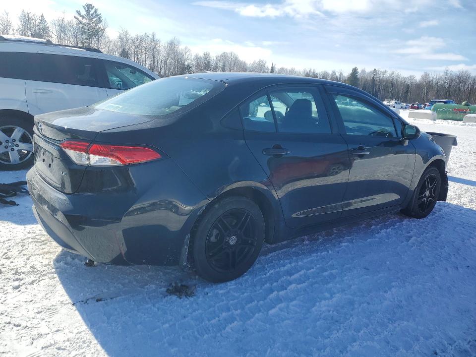 77703605 :رقم المزاد ، 5YFBPMBE1NP285602 vin ، 2022 Toyota Corolla مزاد بيع