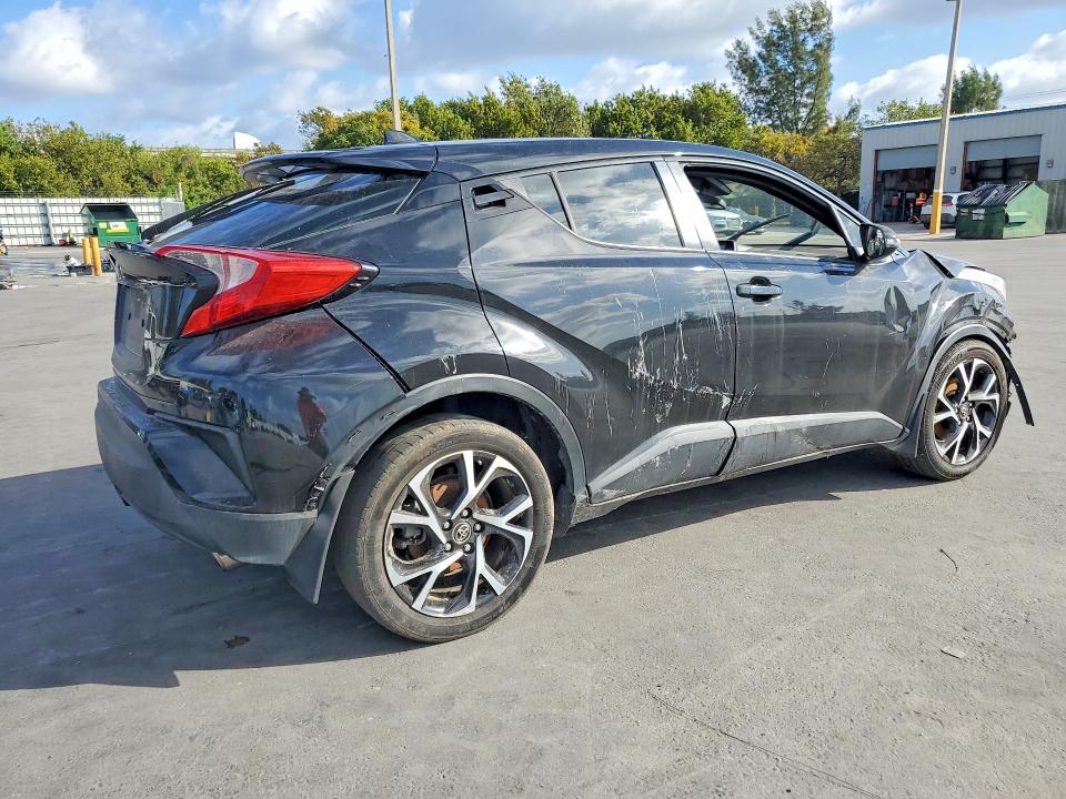 Продаж на аукціоні авто 2018 Toyota C-hr, vin: NMTKHMBX6JR020124, номер лоту: 77292505