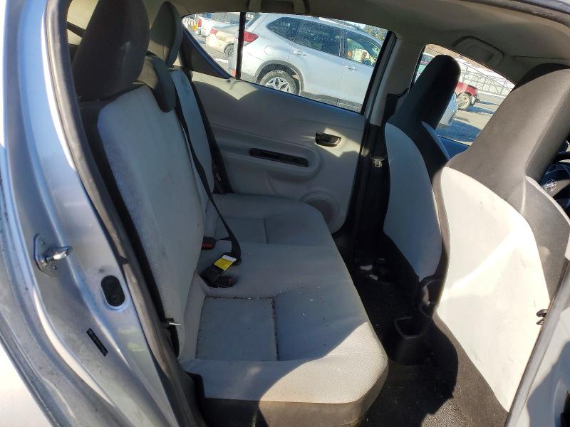 76067005 :رقم المزاد ، JTDKDTB39E1566438 vin ، 2014 Toyota Prius C مزاد بيع