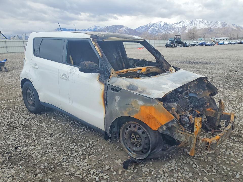 Продаж на аукціоні авто 2015 Kia Soul, vin: KNDJN2A21F7226730, номер лоту: 77204815