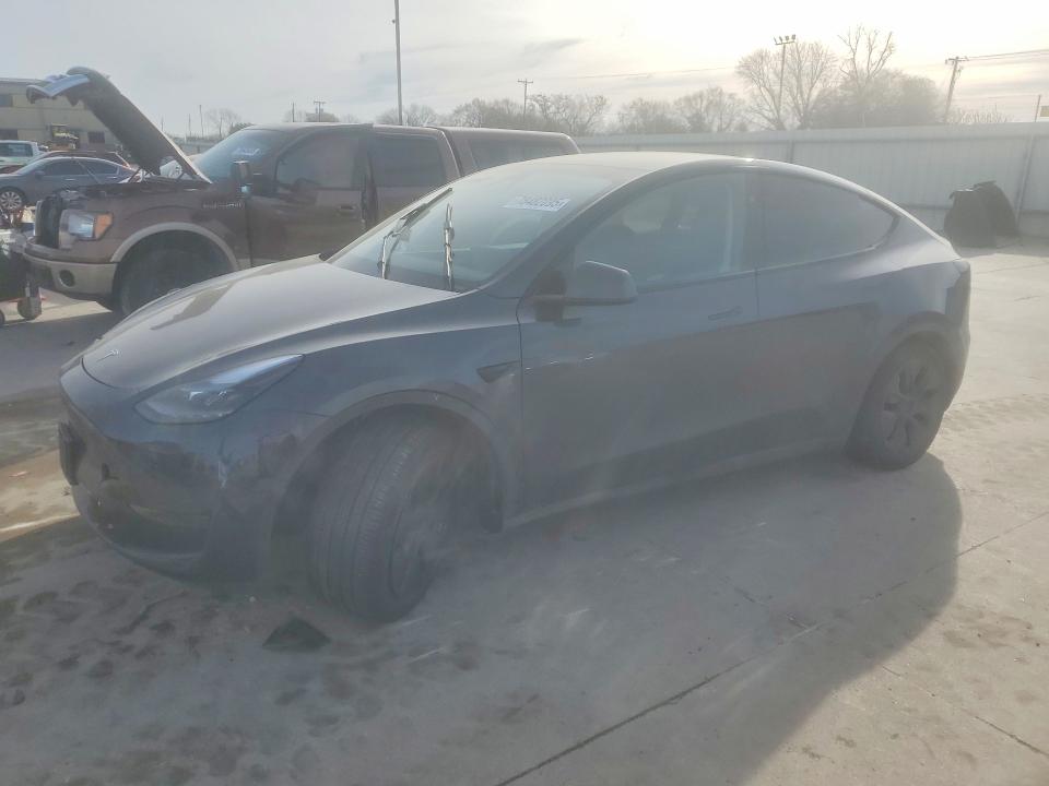 78482095 :رقم المزاد ، 7SAYGDED1RA303997 vin ، 2024 Tesla Model Y مزاد بيع