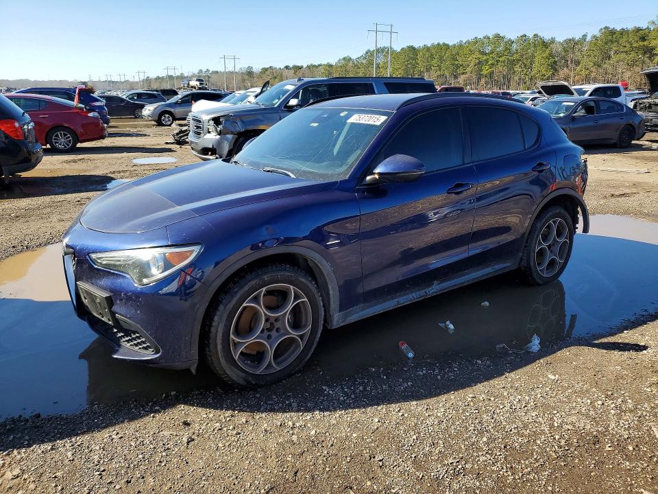 Aukcja sprzedaży 2018 Alfa Romeo Stelvio, vin: ZASFAKPN3J7B75508, numer aukcji: 75372015