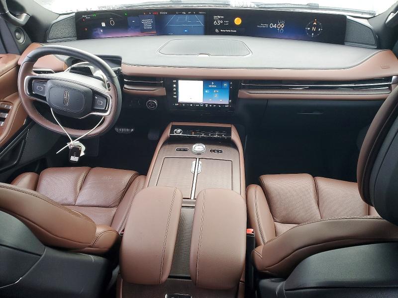 75687385 :رقم المزاد ، 5LMJJ2LG0SEL03459 vin ، 2025 Lincoln Navigator مزاد بيع