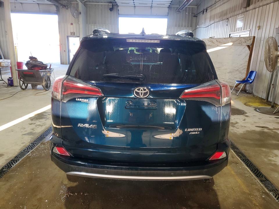 79163145 :رقم المزاد ، 2T3DFREV7HW637371 vin ، 2017 Toyota Rav4 مزاد بيع