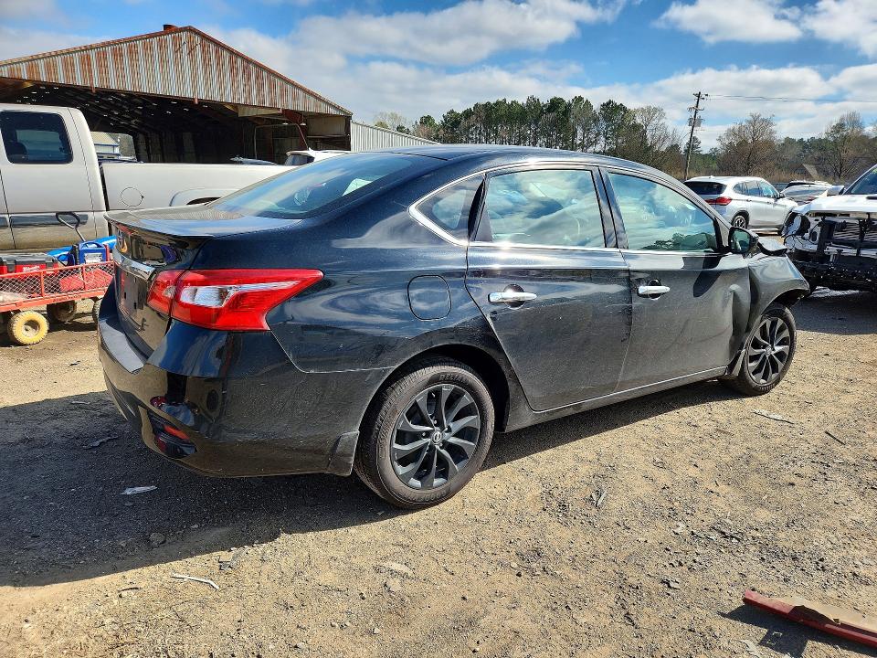 Продажа на аукционе авто 2018 Nissan Sentra, vin: 3N1AB7AP5JY309671, номер лота: 46746076