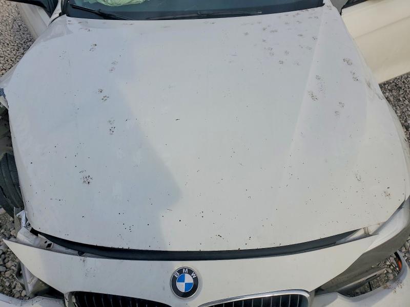 78777405 :رقم المزاد ، WBA8A3C59GK690982 vin ، 2016 Bmw 320 مزاد بيع