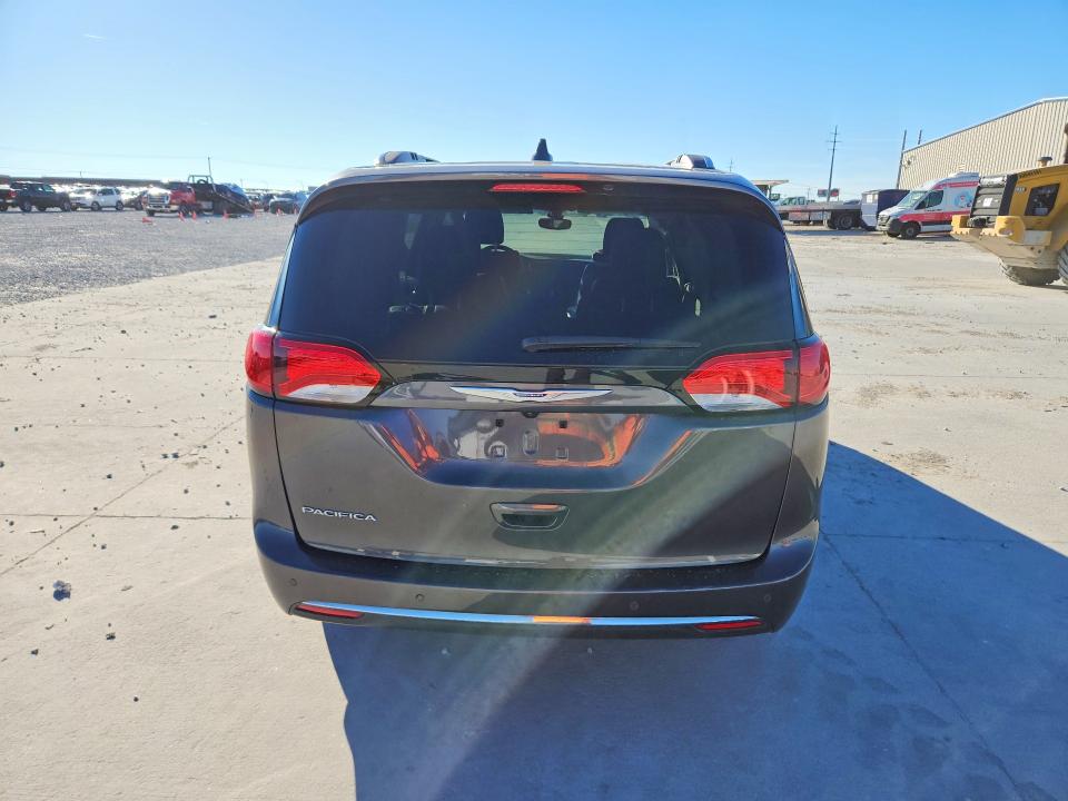 Продажа на аукционе авто 2018 Chrysler Pacifica, vin: 2C4RC1BG0JR192736, номер лота: 77831765