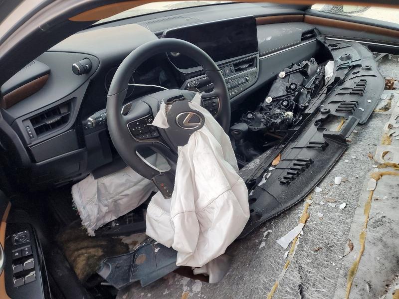 76237815 :رقم المزاد ، 58ADA1C12SU071273 vin ، 2025 Lexus Es300h مزاد بيع