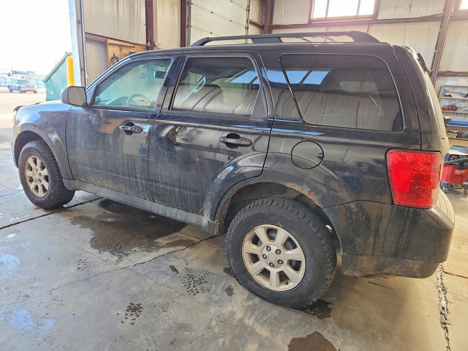 76899405 :رقم المزاد ، 4F2CY9GG1AKM05223 vin ، 2010 Mazda Tribute مزاد بيع