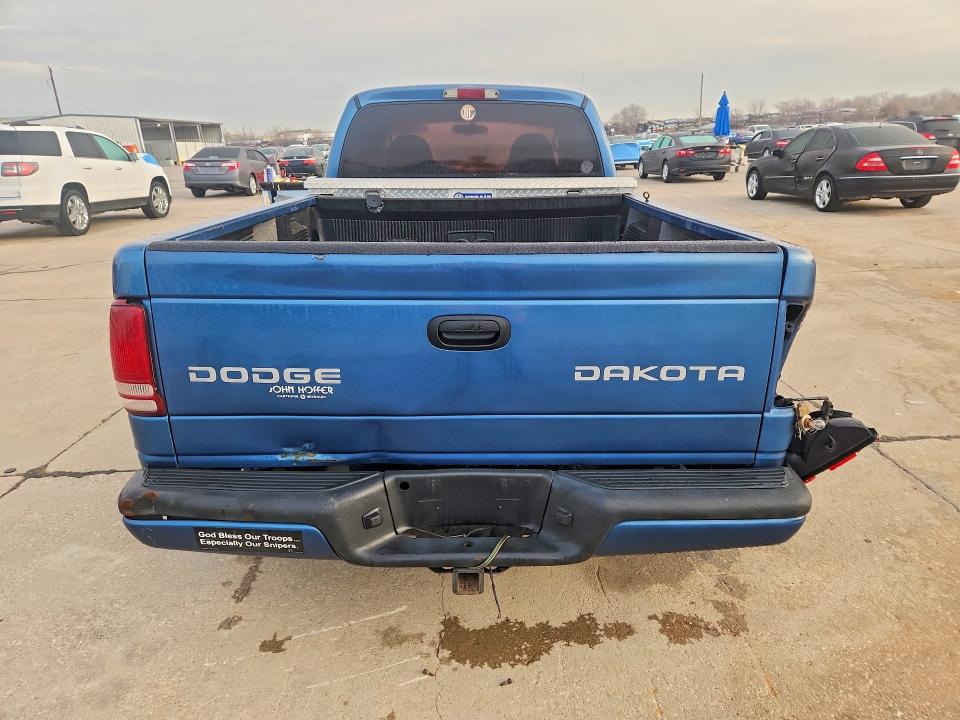 77952235 :رقم المزاد ، 1D7GL32K04S558291 vin ، 2004 Dodge Dakota مزاد بيع