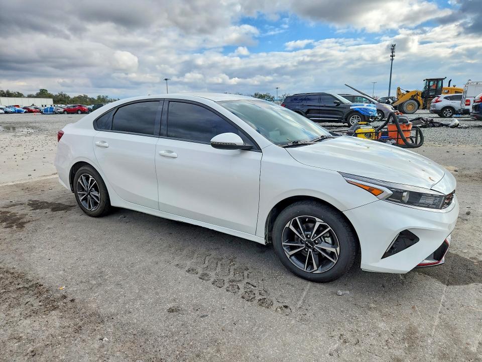 Продажа на аукционе авто 2024 Kia Forte, vin: 3KPF24AD5RE772348, номер лота: 77715695