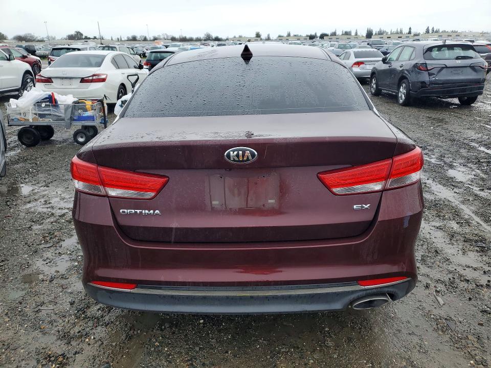 2016 Kia Optima მანქანა იყიდება აუქციონზე, vin: 5XXGU4L34GG113507, აუქციონის ნომერი: 77554165