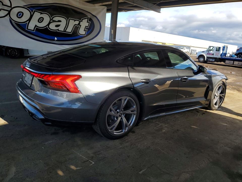 Продажа на аукционе авто 2024 Audi E-tron Gt, vin: WAUFJBFW9R7001387, номер лота: 77133395