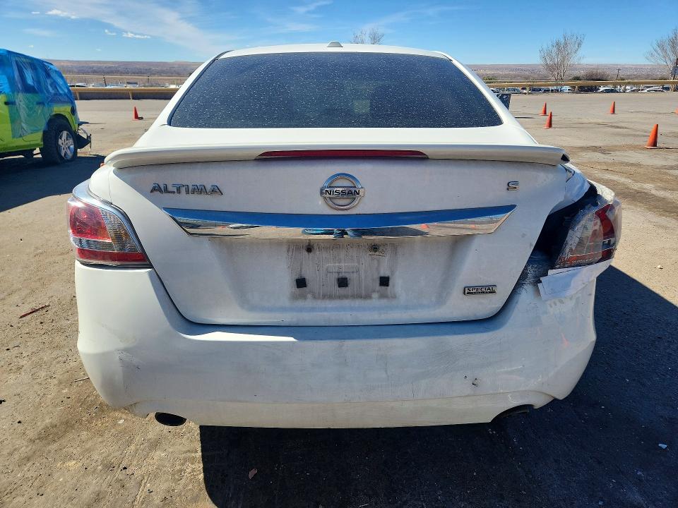 2015 Nissan Altima მანქანა იყიდება აუქციონზე, vin: 1N4AL3AP9FN906397, აუქციონის ნომერი: 79067895