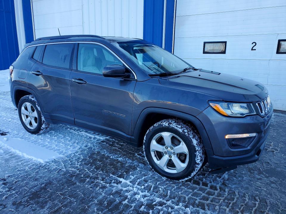 2018 Jeep Compass მანქანა იყიდება აუქციონზე, vin: 3C4NJDBB7JT111884, აუქციონის ნომერი: 77126615