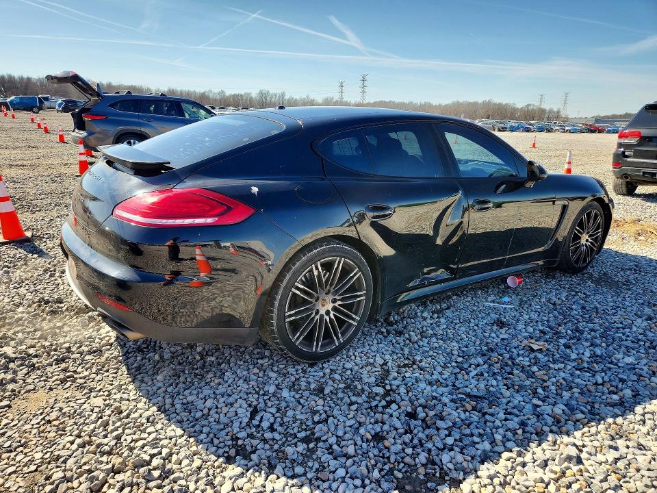 77161465 :رقم المزاد ، WP0AA2A71GL001661 vin ، 2016 Porsche Panamera مزاد بيع