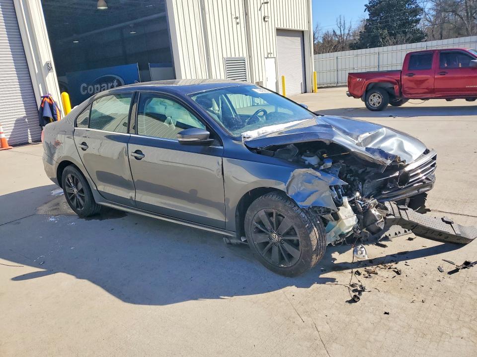 75643065 :رقم المزاد ، 3VWD67AJ1GM266289 vin ، 2016 Volkswagen Jetta مزاد بيع