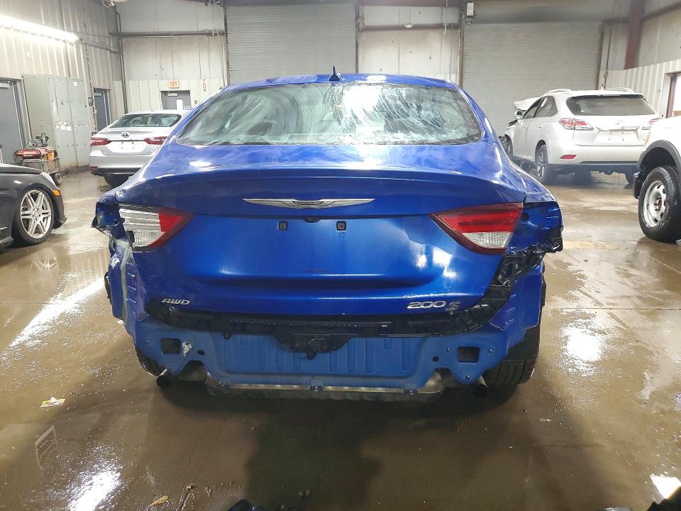 79036555 :رقم المزاد ، 1C3CCCDG9FN523580 vin ، 2015 Chrysler 200 مزاد بيع