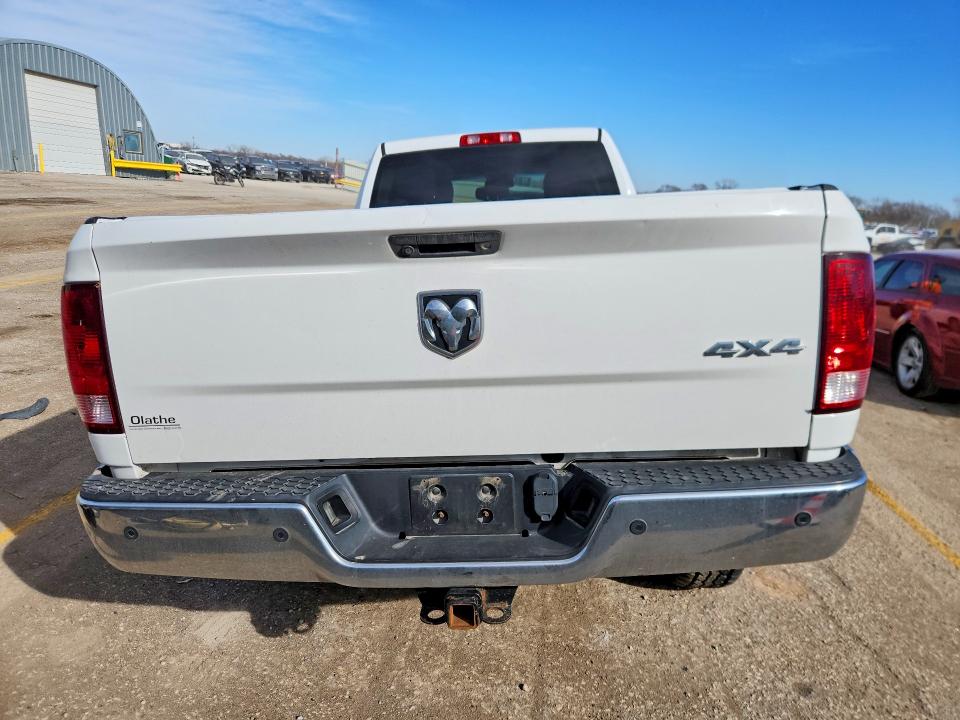 77574045 :رقم المزاد ، 3C6UR5HL1GG280804 vin ، 2016 Ram 2500 مزاد بيع