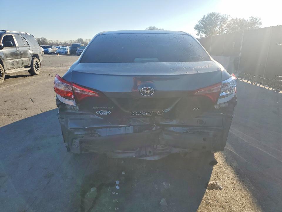 76398905 :رقم المزاد ، 5YFBURHEXHP626786 vin ، 2017 Toyota Corolla مزاد بيع