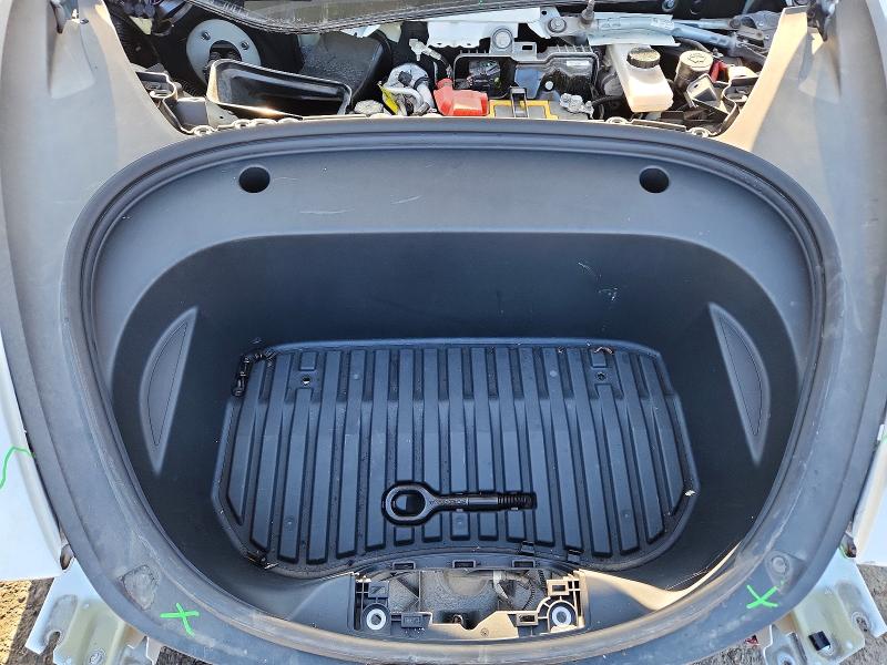 Продажа на аукционе авто 2022 Tesla Model 3, vin: 5YJ3E1EAXNF106809, номер лота: 76026695