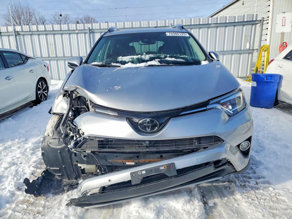 Продаж на аукціоні авто 2018 Toyota Rav4, vin: 2T3DFREV9JW734190, номер лоту: 76986125