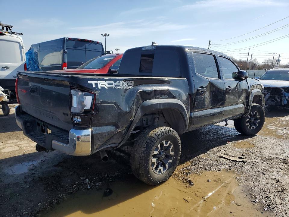 Продаж на аукціоні авто 2018 Toyota Tacoma, vin: 5TFCZ5AN0JX132839, номер лоту: 76895915